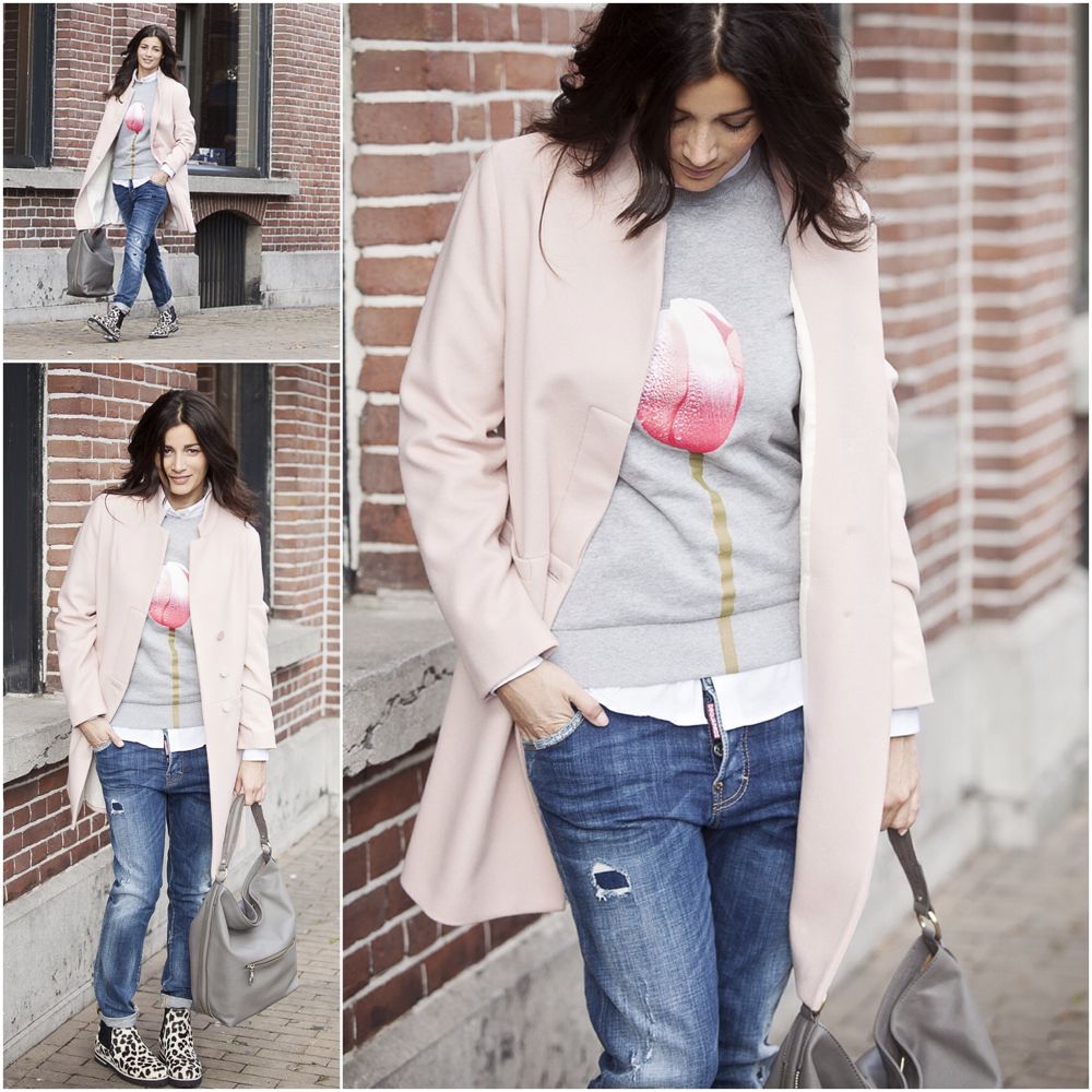 Streetstyle soft pink coat and jeans BFS Jimmy's Mode Tilburg