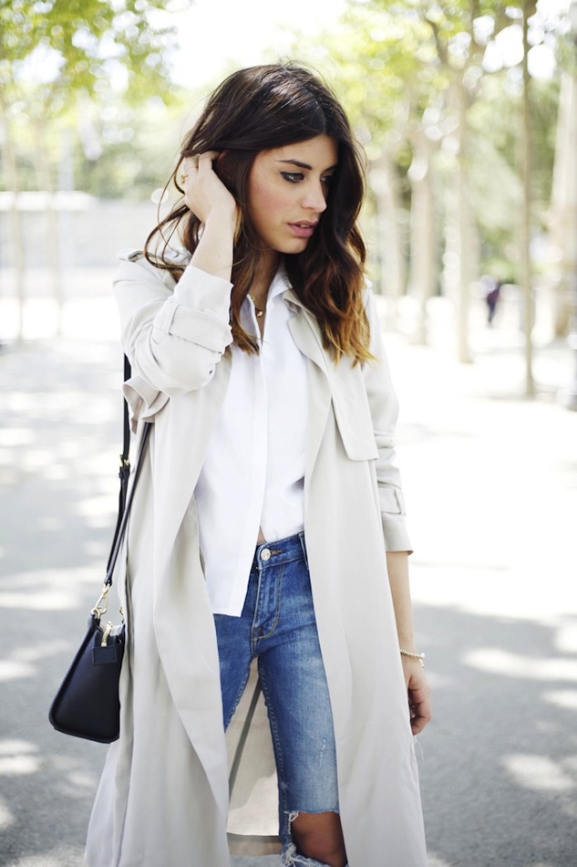 Le Fashion Blog Light Grey Beige Trench Coat White Shirt Wavy Ombre Hair Ripped Jeans Michael Kors Selma Bag Aida Domenech Dulceida